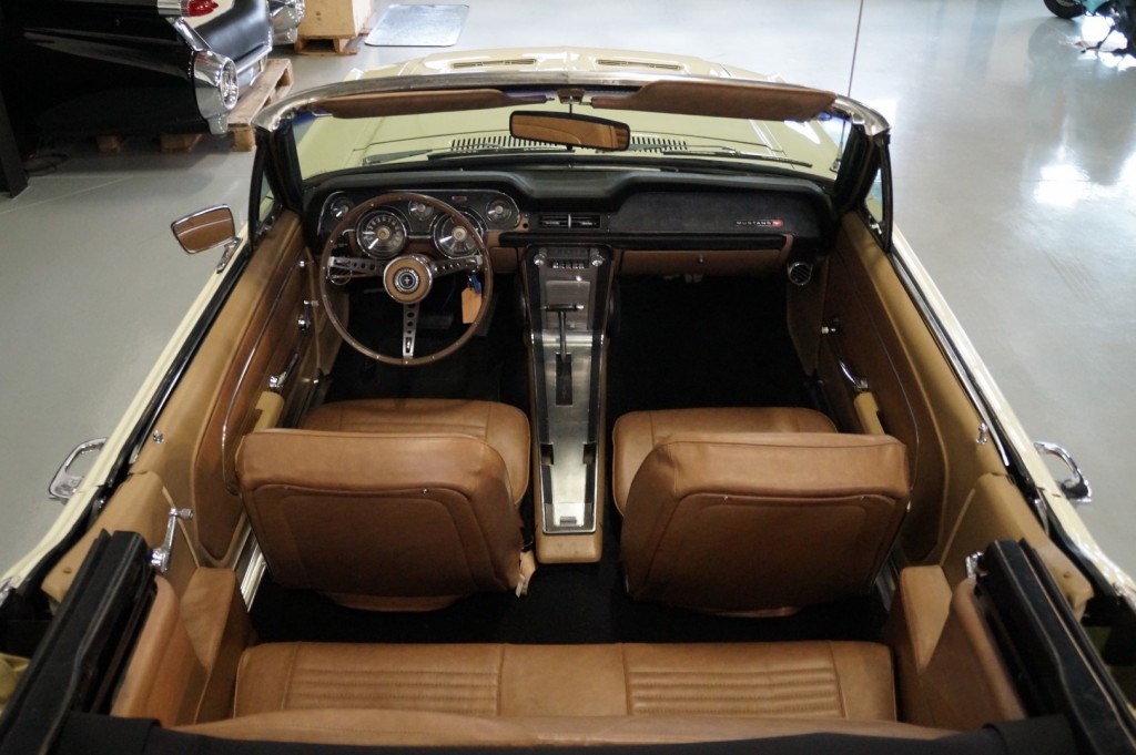 Ford Mustang V8 Convertible Restored Classic Look 1967