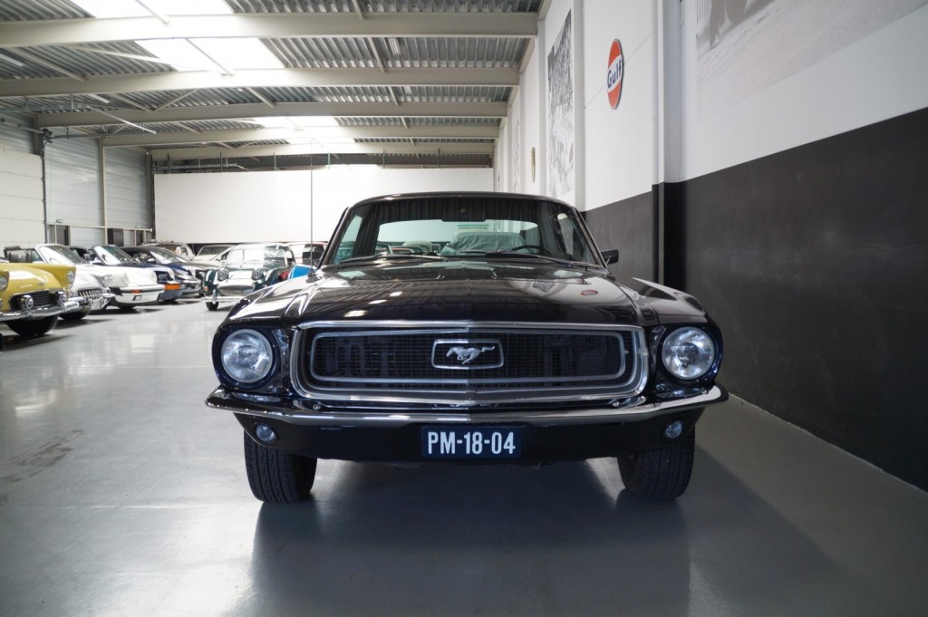 Buy this FORD MUSTANG 1968  at Legendary Classics (22)