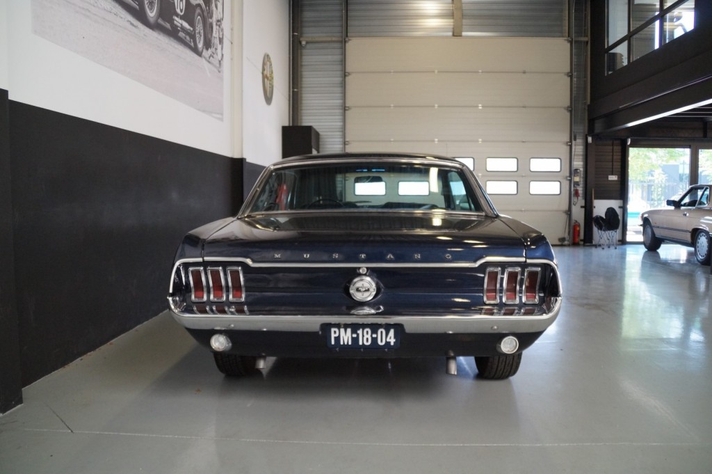 Buy this FORD MUSTANG 1968  at Legendary Classics (25)