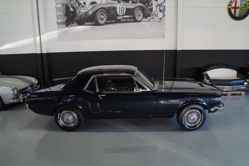 Buy this FORD MUSTANG 1968  at Legendary Classics (37)