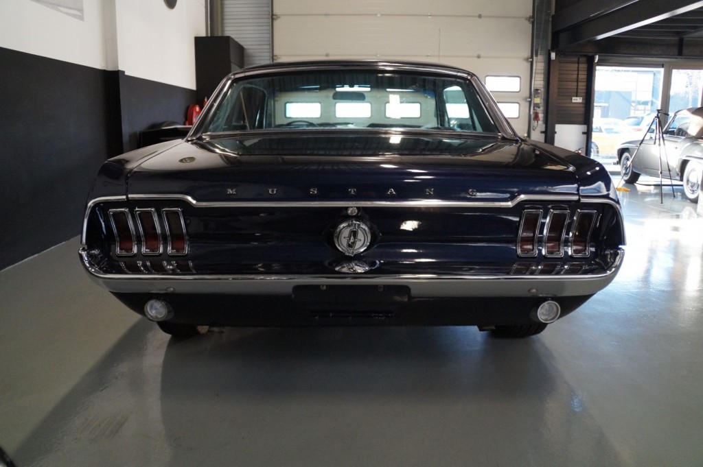 Buy this FORD MUSTANG 1968  at Legendary Classics (41)