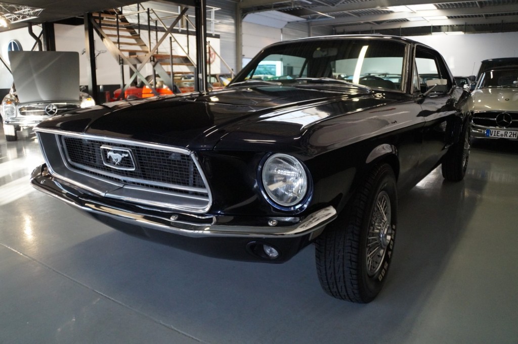 Buy this FORD MUSTANG 1968  at Legendary Classics (48)