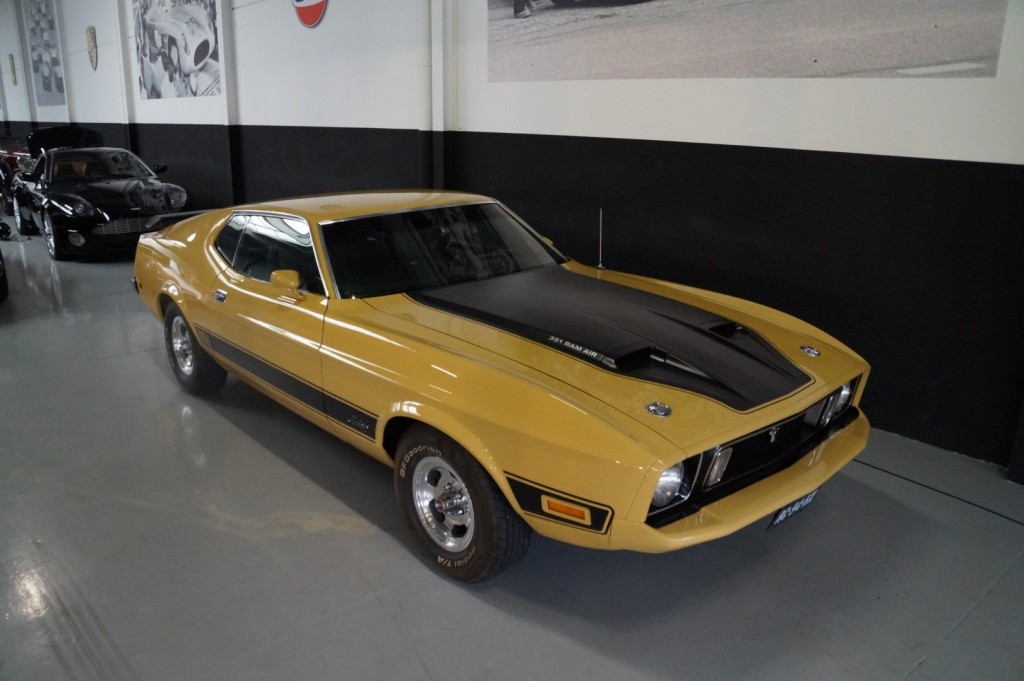 Buy this FORD MUSTANG 1973  at Legendary Classics (17)