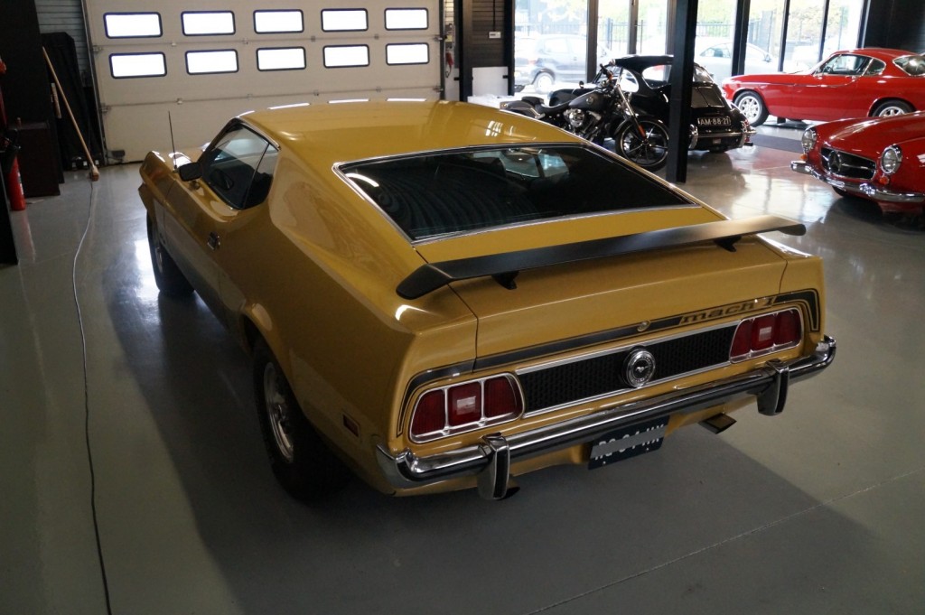 Buy this FORD MUSTANG 1973  at Legendary Classics (27)