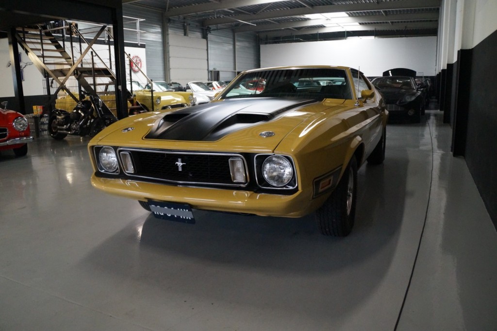 Buy this FORD MUSTANG 1973  at Legendary Classics (29)