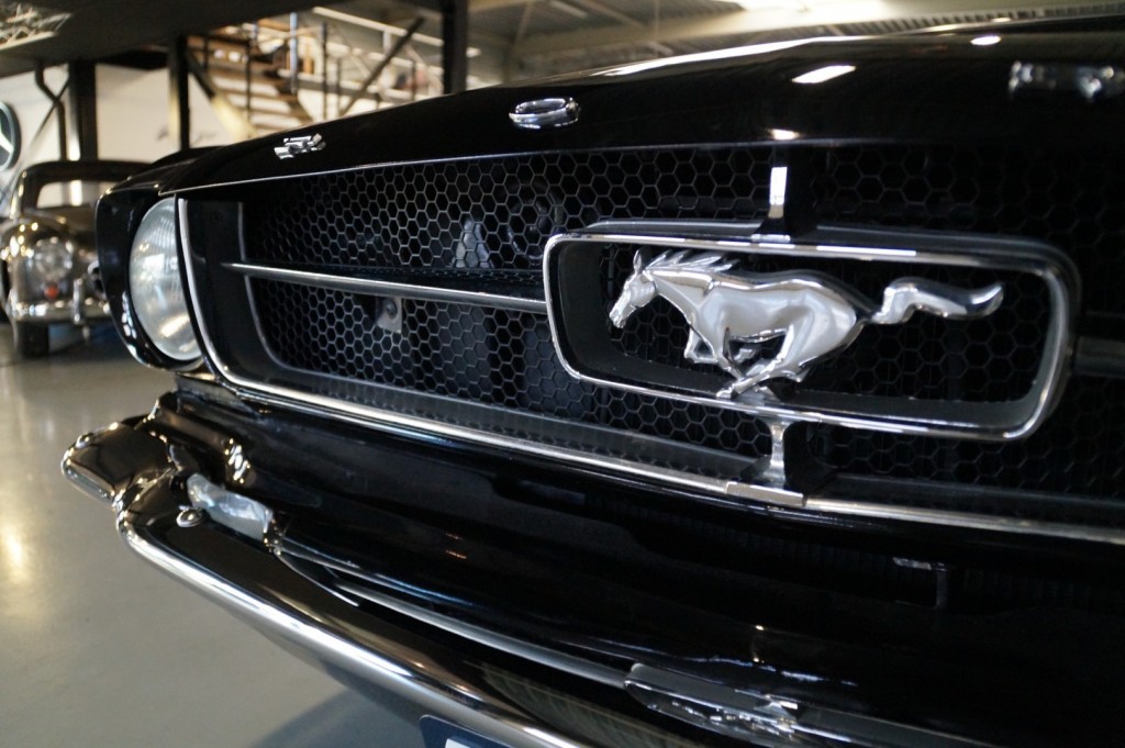 Buy this FORD MUSTANG 1966  at Legendary Classics (25)