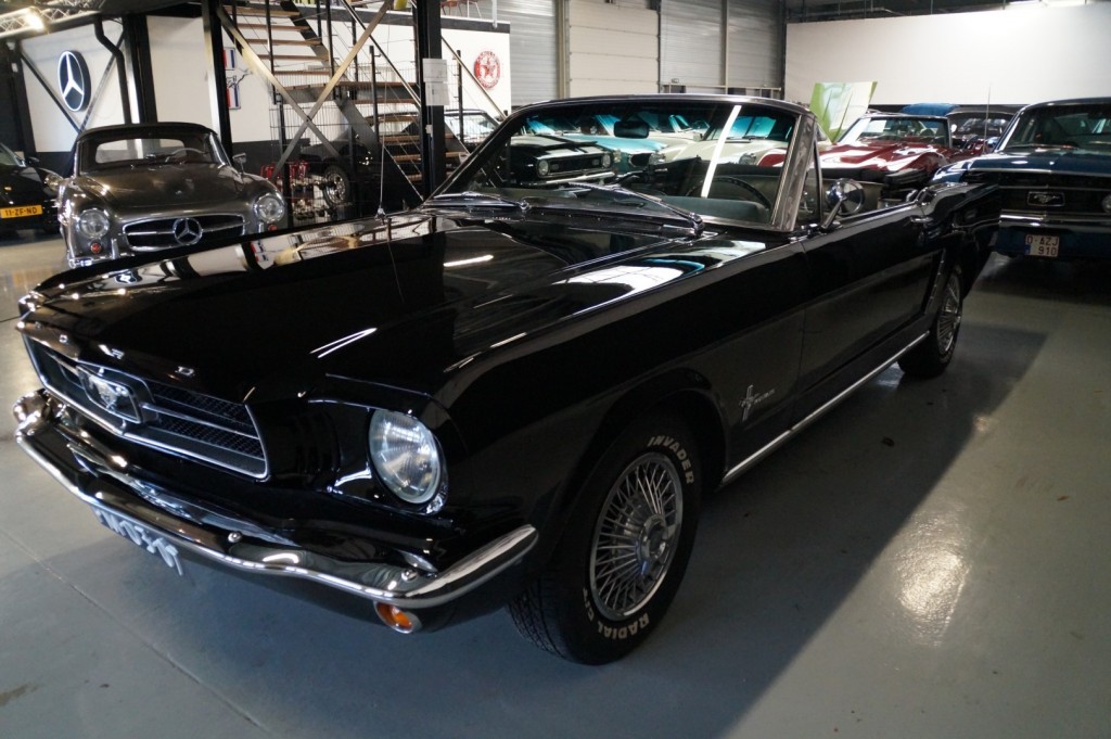 Buy this FORD MUSTANG 1965  at Legendary Classics (45)