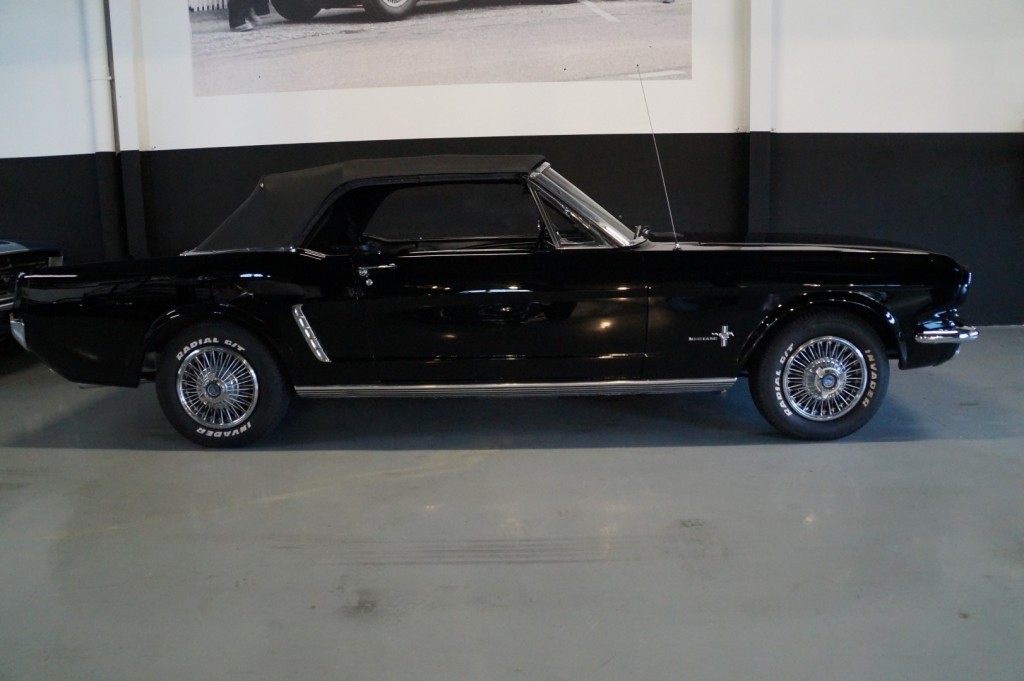 Buy this FORD MUSTANG 1965  at Legendary Classics (68)