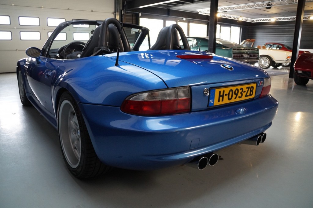 Buy this BMW Z3 1997  at Legendary Classics (42)