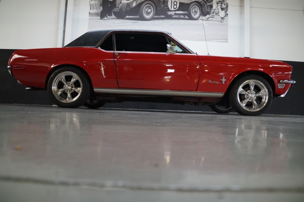 Buy this FORD MUSTANG 1968  at Legendary Classics (25)
