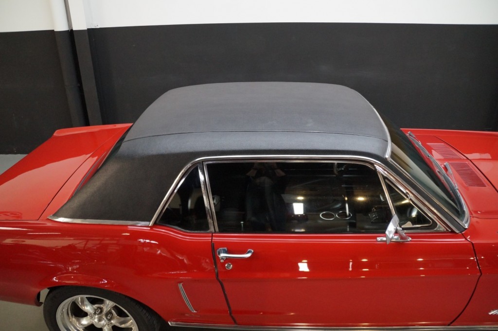 Buy this FORD MUSTANG 1968  at Legendary Classics (27)
