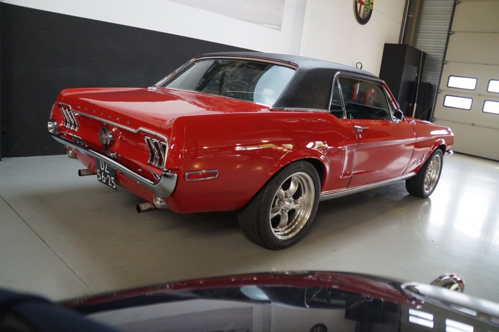 Buy this FORD MUSTANG 1968  at Legendary Classics (30)