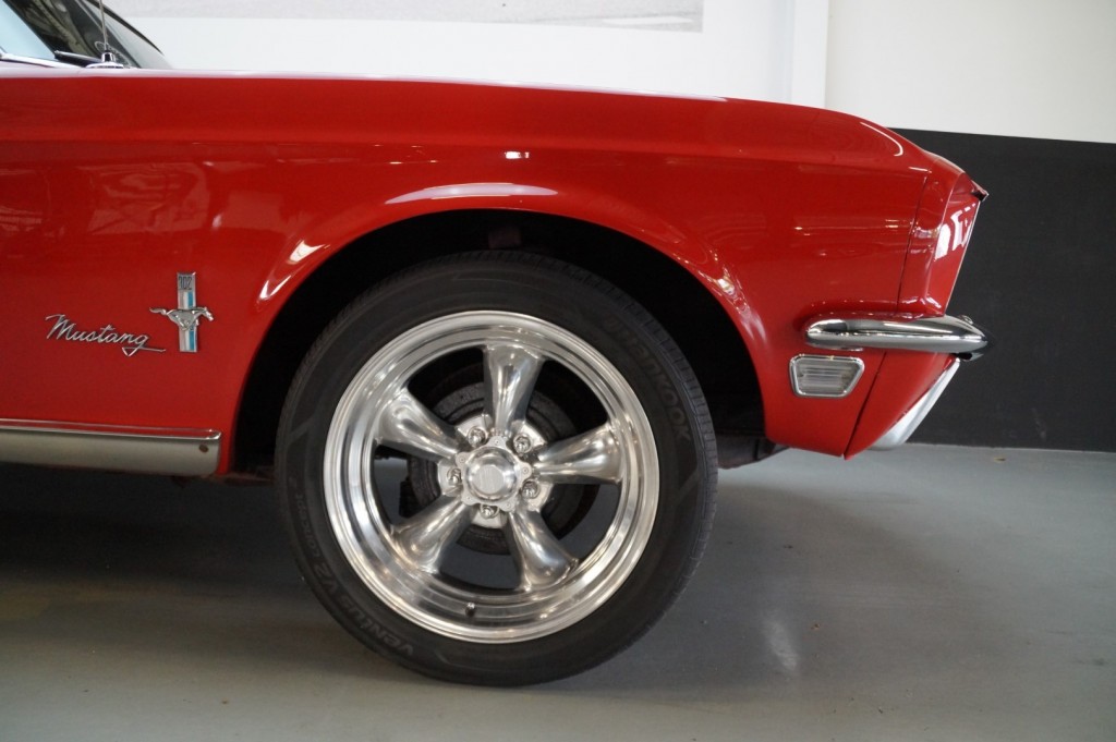 Buy this FORD MUSTANG 1968  at Legendary Classics (10)