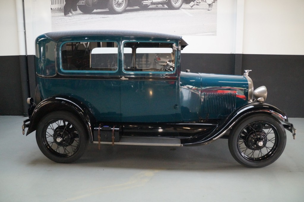 Buy this FORD MODEL A 1928  at Legendary Classics (3)