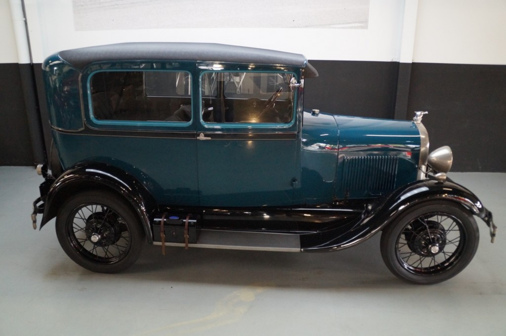 Buy this FORD MODEL A 1928  at Legendary Classics (25)