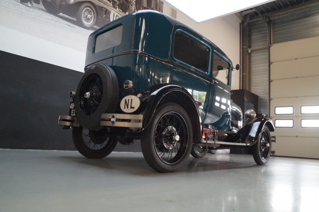 Buy this FORD MODEL A 1928  at Legendary Classics (30)