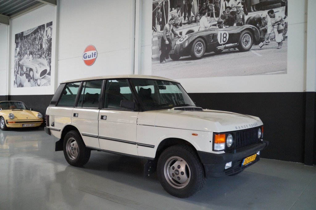 LAND ROVER RANGE ROVER 1985 kaufen bei Legendary Classics 