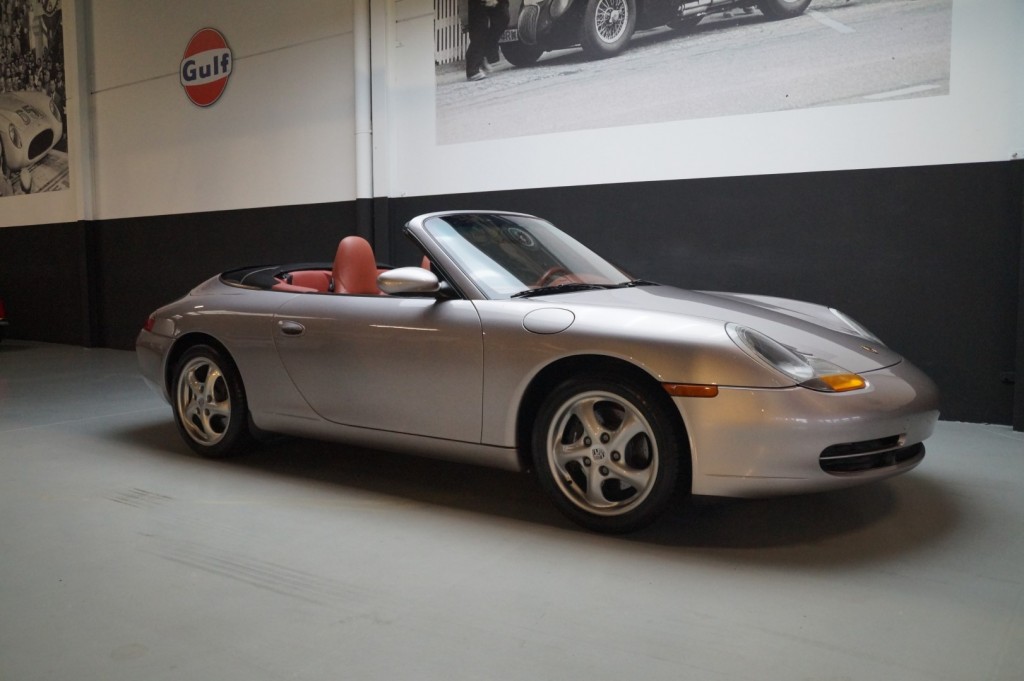 PORSCHE 911 2001 kaufen bei Legendary Classics 