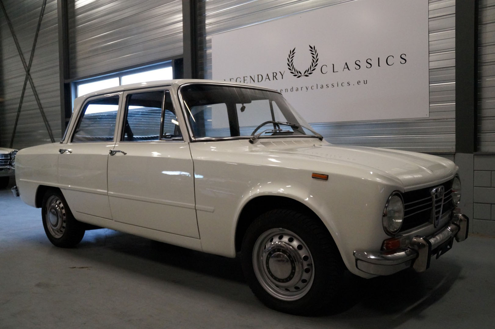 Koop een Alfa Romeo Giulia  1300 Super   bij Legendary Classics 