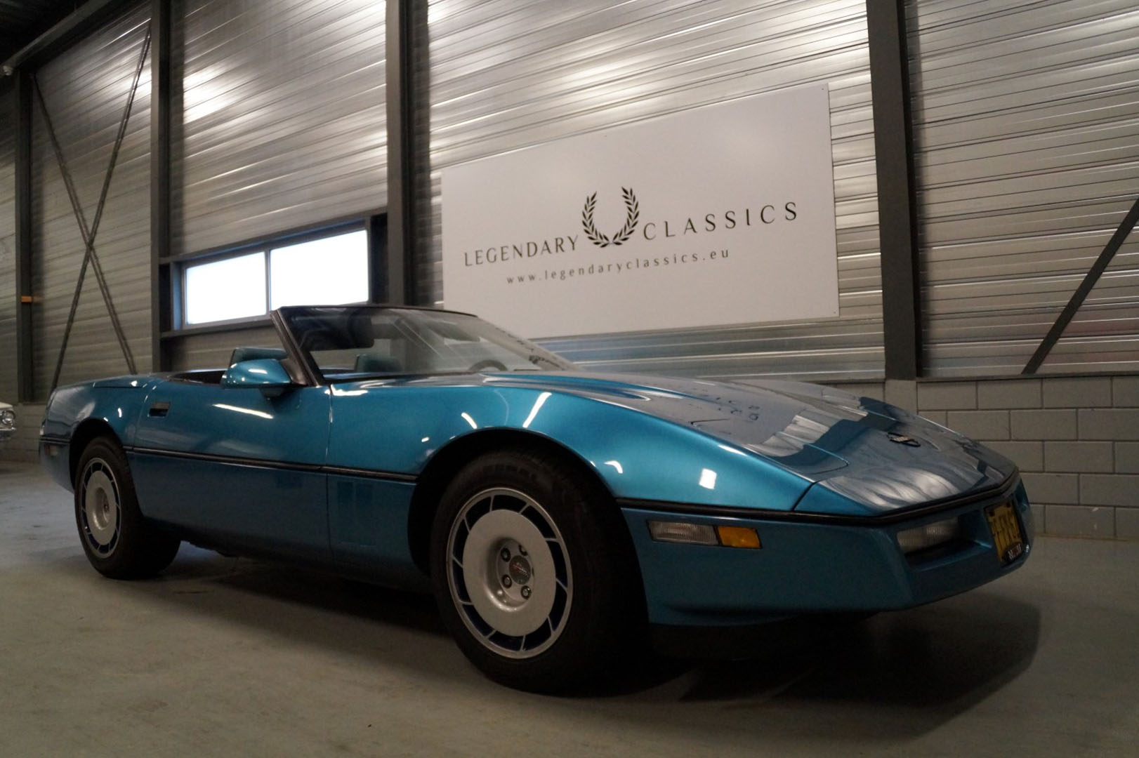 Koop een Chevrolet Corvette   bij Legendary Classics 