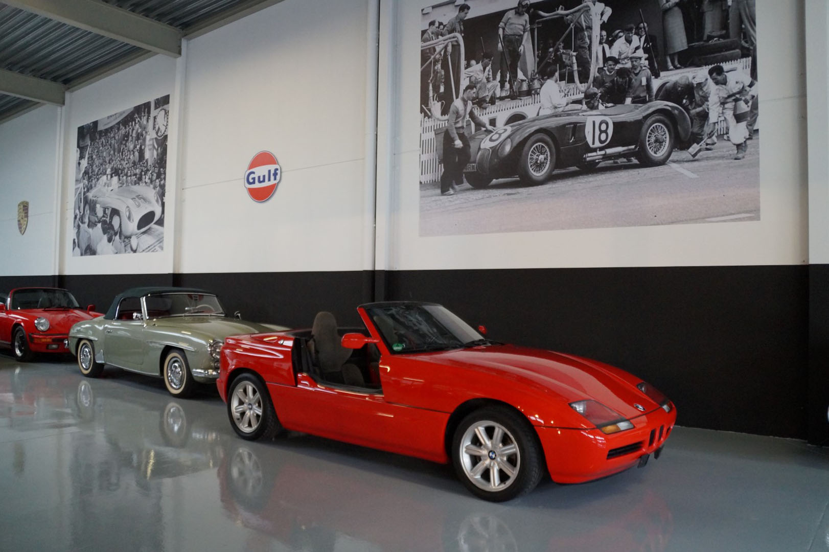 Koop een BMW Z1   bij Legendary Classics 